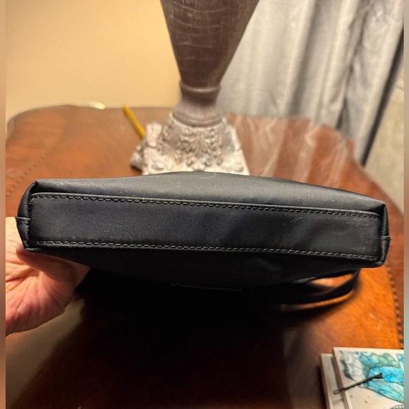 EUC Radley London Addison Gardens Signature Small Crossbody Bag - Picture 6 of 13